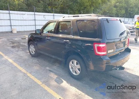 2011 Ford Escape Xlt Automatic z USA, uszkodzony, nr VIN 1FMCU9DG3BKB08242